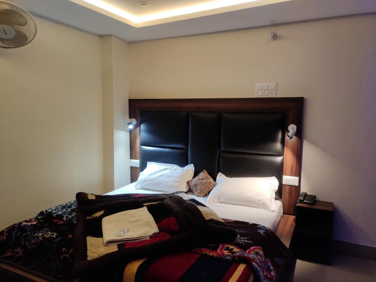 Hotel Balaji Dalhousie Bagian luar foto